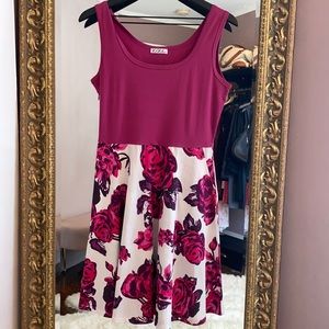 Sz M Floral Summer dress